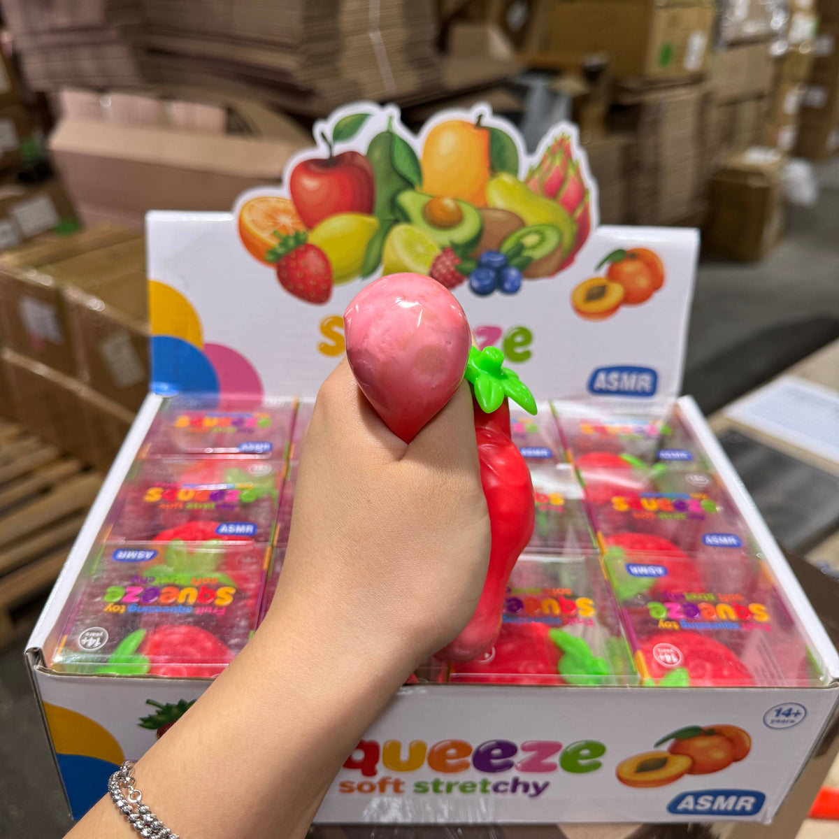 Crackling Crunchy Strawberry Squishy | A042